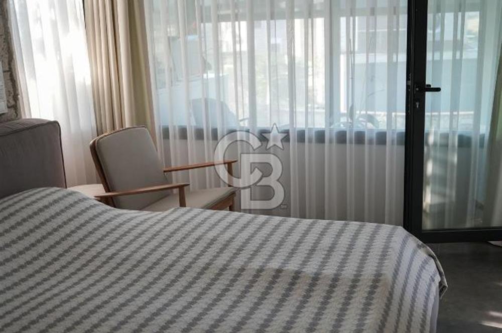 ALAÇATI GÖBENE MAHALLESİNDE SATILIK LÜKS VİLLA