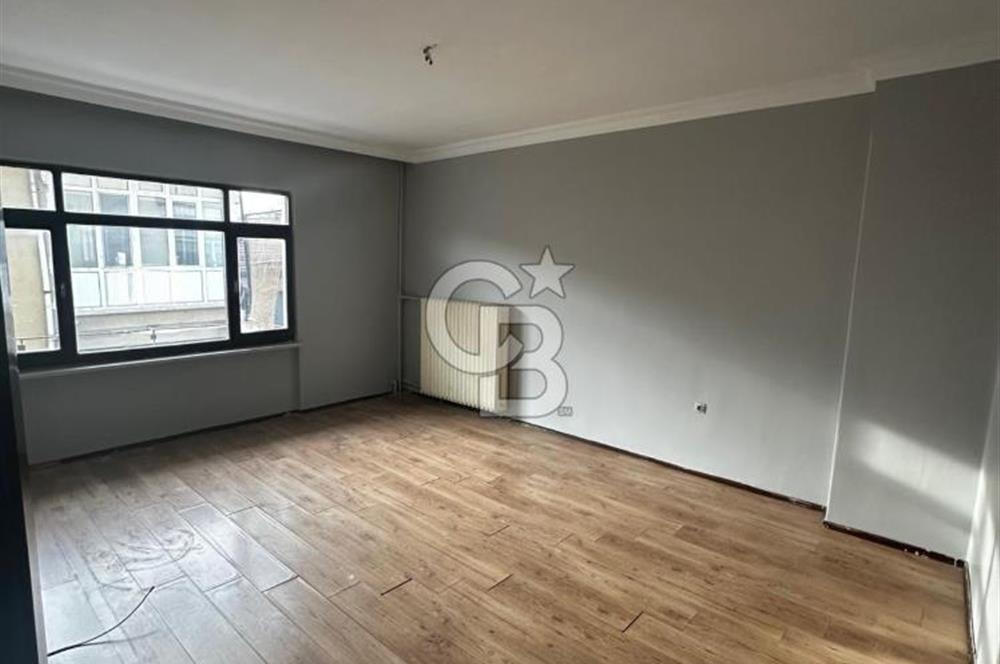 BAHÇELİEVLER 7. CADDE 3. CADDEYE YAKIN MERKEZİ KONUMDA KİRALIK DAİRE