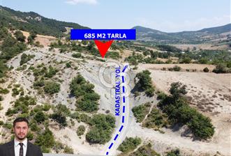 Geyve Akdoğan Mah. de İçinde Konteyner Olan Satılık Parsel - 7 - 332693