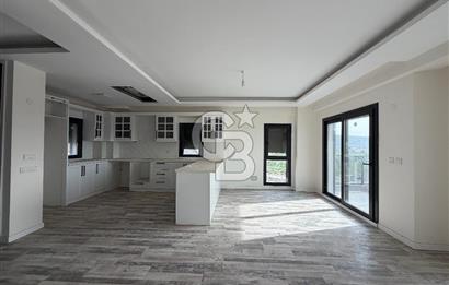 MENEMEN VİLLAKENT'TE 4+1 BAHÇELİ TRİPLEKS DOĞA MANZARALI VİLLA