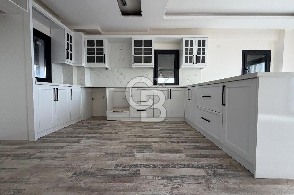 MENEMEN VİLLAKENT'TE 4+1 BAHÇELİ TRİPLEKS DOĞA MANZARALI VİLLA