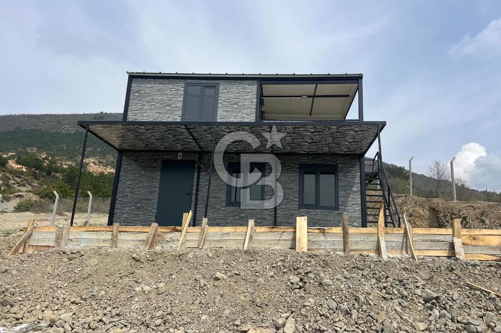 Geyve Akdoğan Mah. de İçinde Konteyner Olan Satılık Parsel