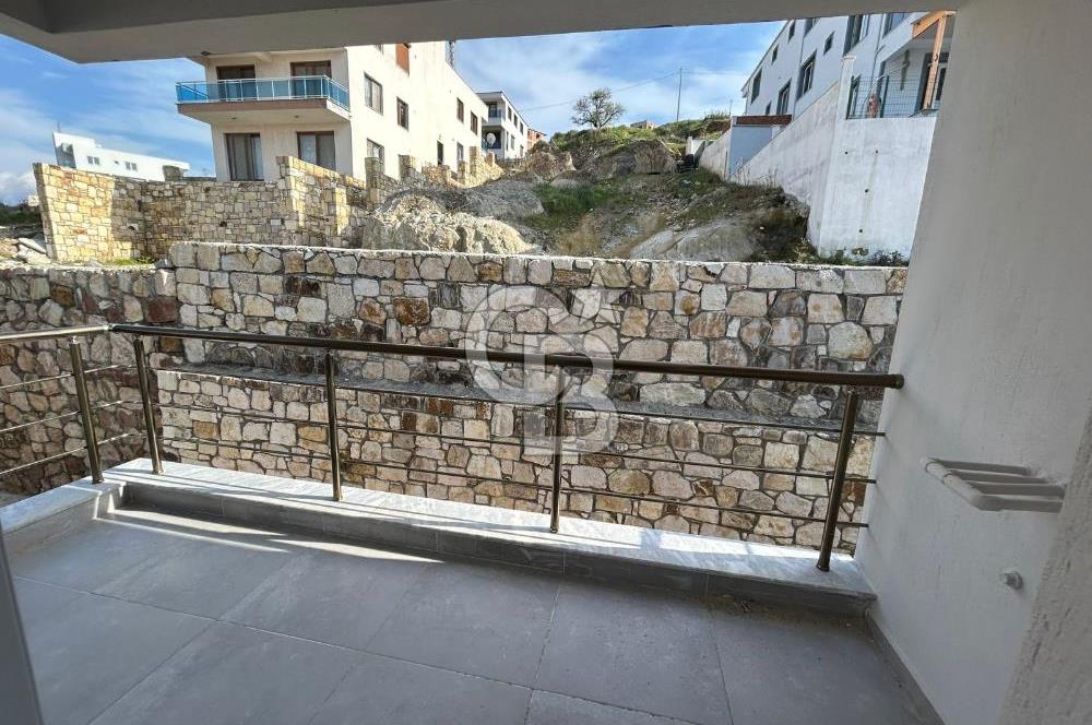 Foça Kazım Dirik Mah. Satılık Teraslı 2+1 Daire