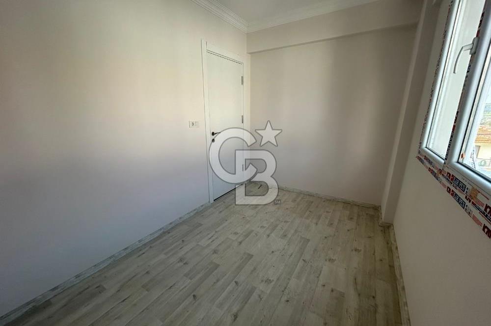 Foça Kazım Dirik Mah. Satılık Teraslı 2+1 Daire