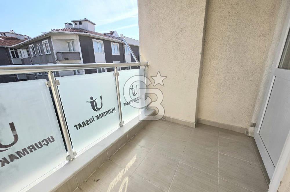 GELİBOLU'DA MERKEZİ KONUMDA ARA KAT 2+1 GENİŞ SATILIK DAİRE