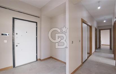 İzmir Bayraklı TOKİ 7.Etap Muhteşem Manzaralı Kiralık 3+1 137 m²