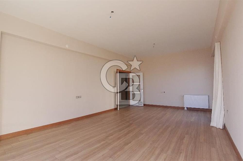 İzmir Bayraklı TOKİ 7.Etap Muhteşem Manzaralı Kiralık 3+1 137 m²