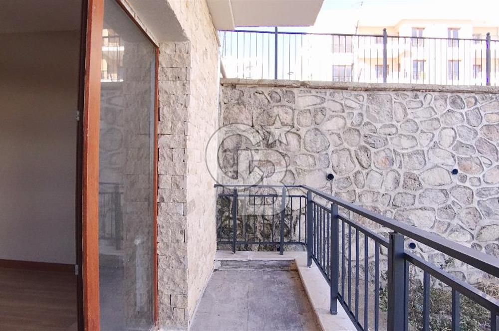 İzmir Bayraklı TOKİ 7.Etap Muhteşem Manzaralı Kiralık 3+1 137 m²