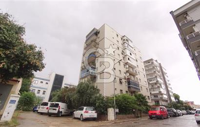 İzmir Karşıyaka İmbatlı Merkezi Konumlu Satılık 3+1 100 m² Daire