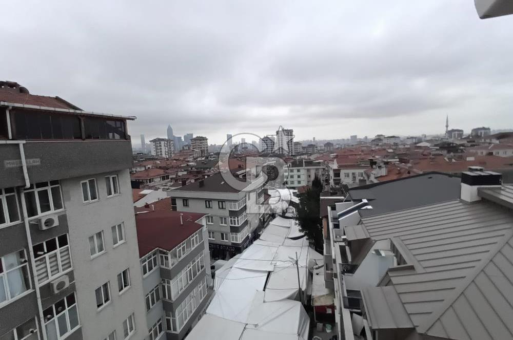 Ümraniye Sütçü İmam Caddesi’nde 2+1 Çatı Dubleksi Kiralık Daire