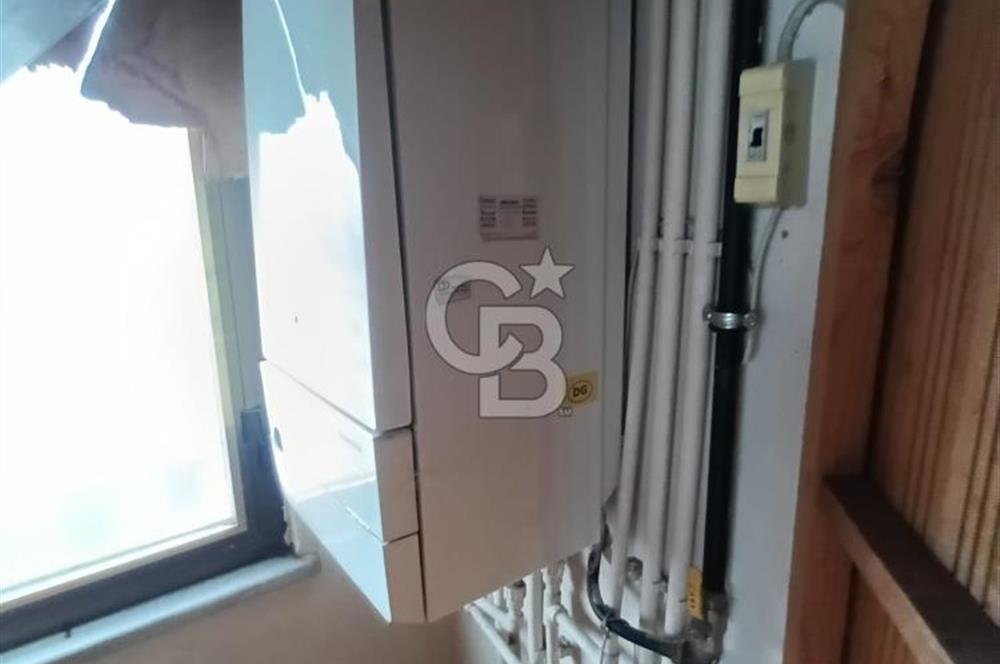 Ümraniye Sütçü İmam Caddesi’nde 2+1 Çatı Dubleksi Kiralık Daire