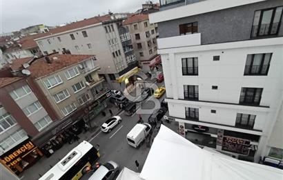 Ümraniye Sütçü İmam Caddesi’nde 2+1 Çatı Dubleksi Kiralık Daire