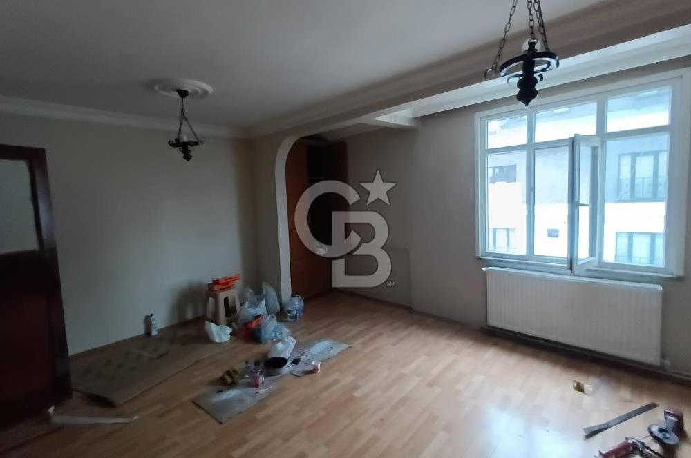 Ümraniye Sütçü İmam Caddesi’nde 2+1 Çatı Dubleksi Kiralık Daire