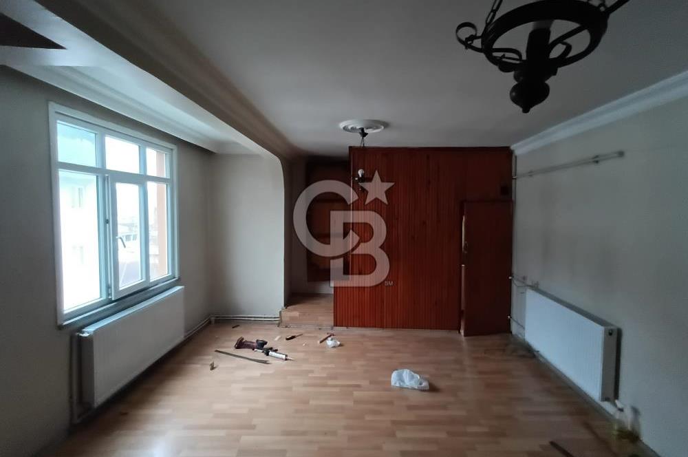 Ümraniye Sütçü İmam Caddesi’nde 2+1 Çatı Dubleksi Kiralık Daire