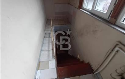 Ümraniye Sütçü İmam Caddesi’nde 2+1 Çatı Dubleksi Kiralık Daire