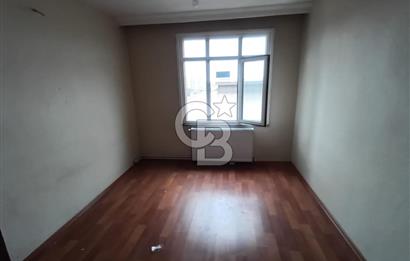 Ümraniye Sütçü İmam Caddesi’nde 2+1 Çatı Dubleksi Kiralık Daire