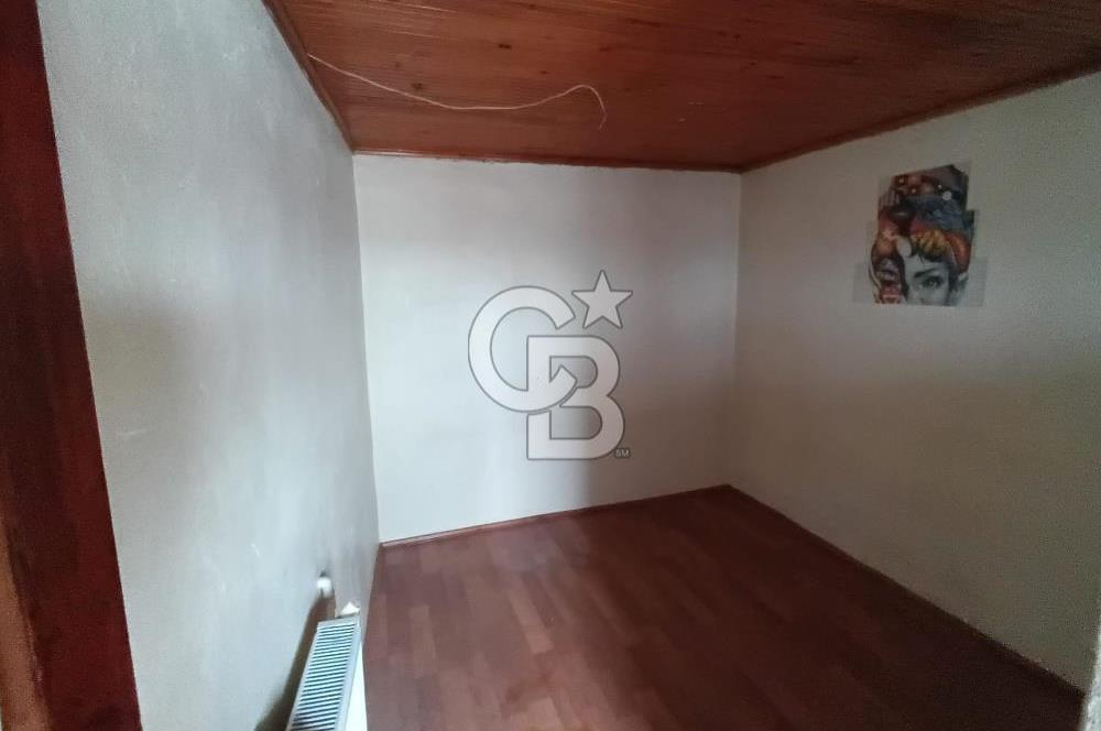 Ümraniye Sütçü İmam Caddesi’nde 2+1 Çatı Dubleksi Kiralık Daire