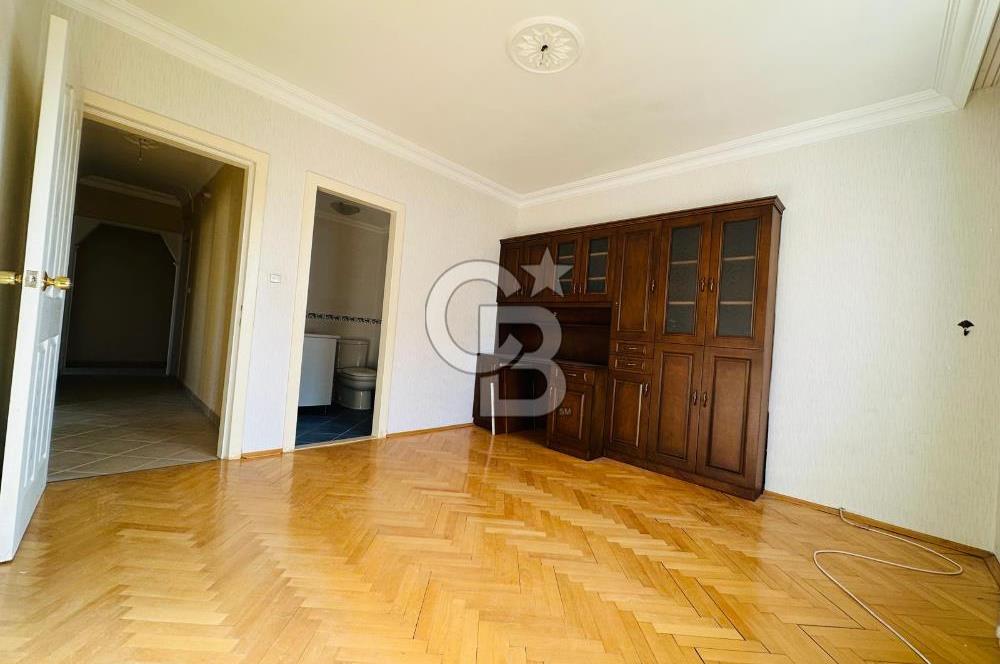 YAŞAMKENT MERKEZDE, KONFORLU VE GÜVENLİ SİTE İÇİNDE GENİŞ 3+1