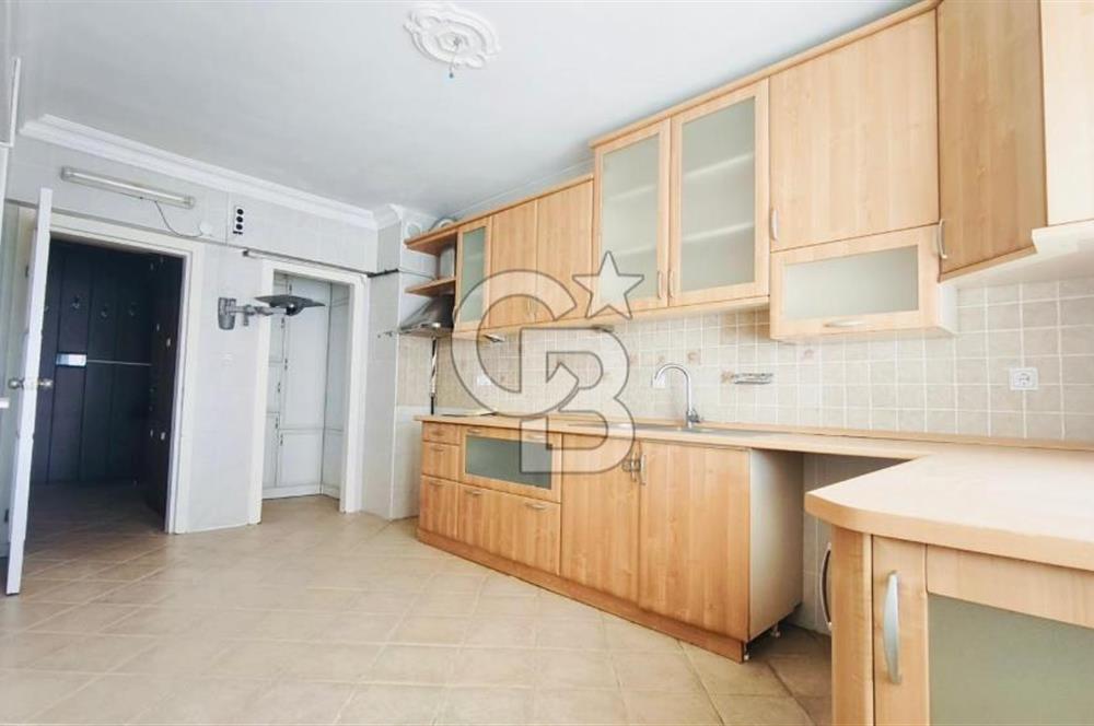 YAŞAMKENT MERKEZDE, KONFORLU VE GÜVENLİ SİTE İÇİNDE GENİŞ 3+1