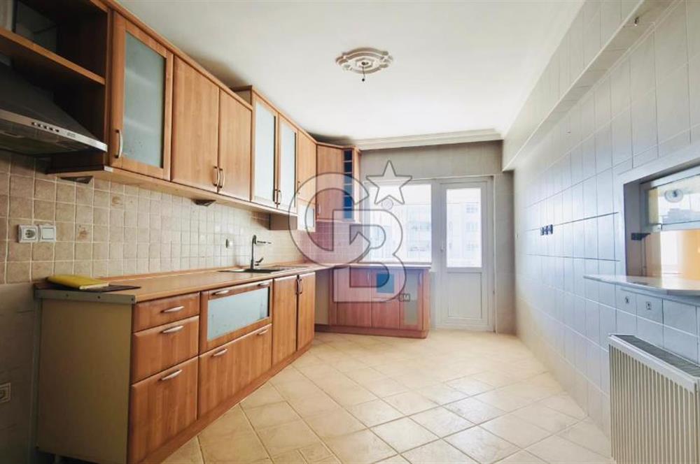 YAŞAMKENT MERKEZDE, KONFORLU VE GÜVENLİ SİTE İÇİNDE GENİŞ 3+1