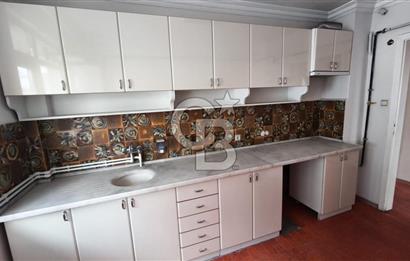 KIZILAY MEŞRUTİYET CADDESİNDE KİRALIK 4+1 OFİS