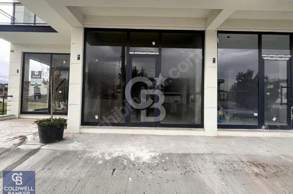 Başiskele Hürriyet Caddesi Üzerinde 40 m2 Kiralık Dükkan