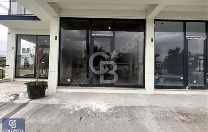 Başiskele Hürriyet Caddesi Üzerinde 40 m2 Kiralık Dükkan