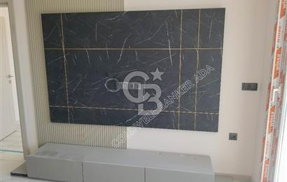 KUŞADASI İKİÇEŞMELİK MAHALLESİNDE OTOPARKLI GÜVENLİKLİ YENİ 1+1  DAİRE