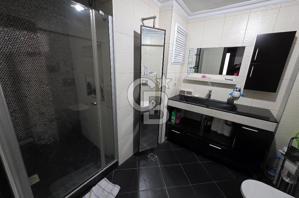 ACIBADEM DÖRTYOLDA GENİŞ KULLANIM ALANLI SATILIK 3+1 DAİRE