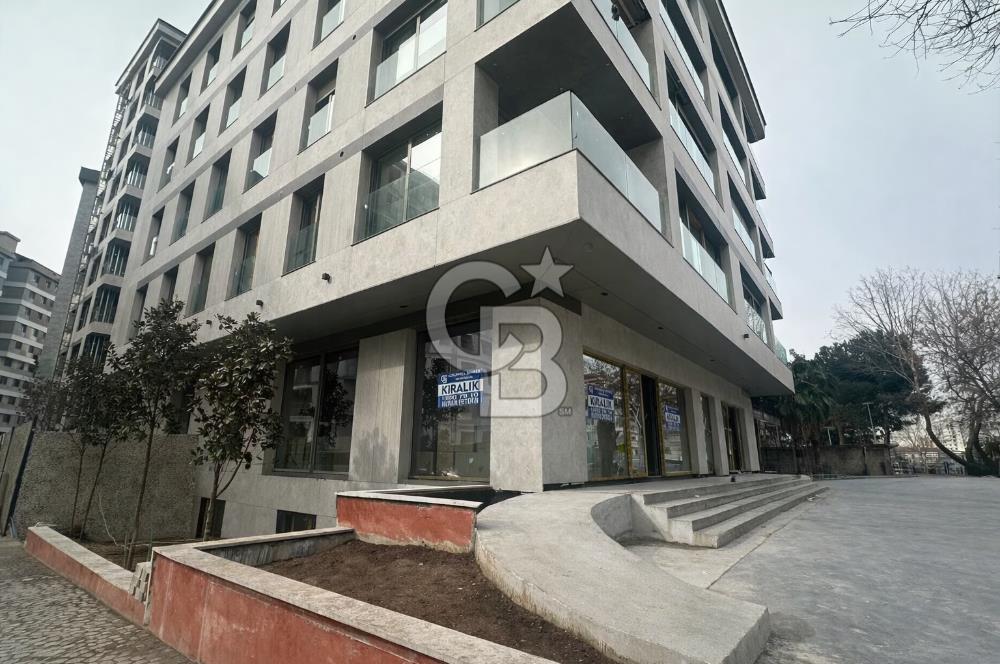 FENERYOLU BAĞDAT CD. ÜZERİNDE 364m² BACALI,ÖN KULLANIMLI MAĞAZA