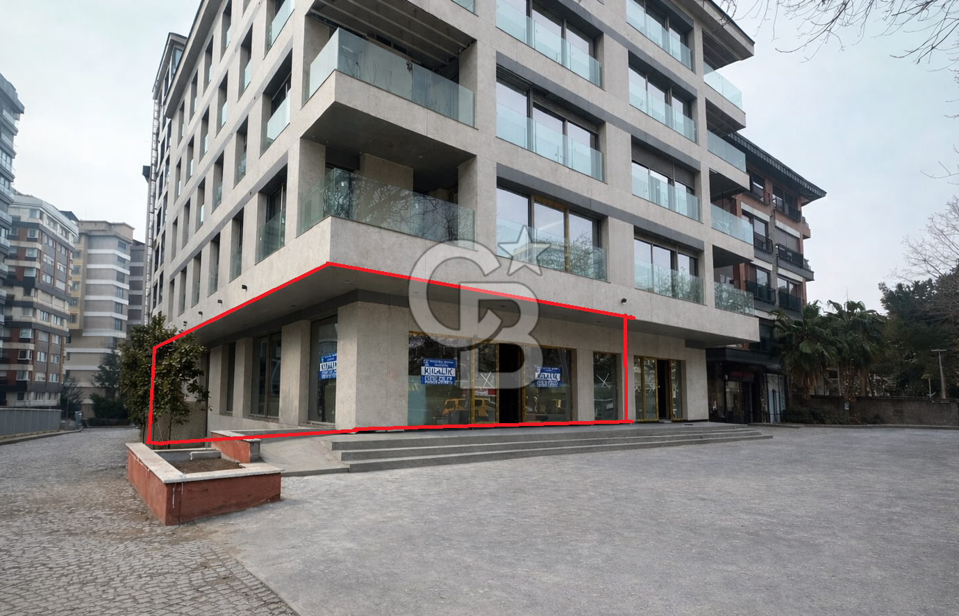 FENERYOLU BAĞDAT CD. ÜZERİNDE 364m² BACALI,ÖN KULLANIMLI MAĞAZA