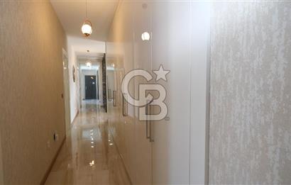 PARK CADDESİ VİVENDİ SİTESİ'NDE KATTA TEK 4,5+1 SATILIK DAİRE