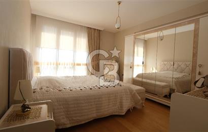 PARK CADDESİ VİVENDİ SİTESİ'NDE KATTA TEK 4,5+1 SATILIK DAİRE