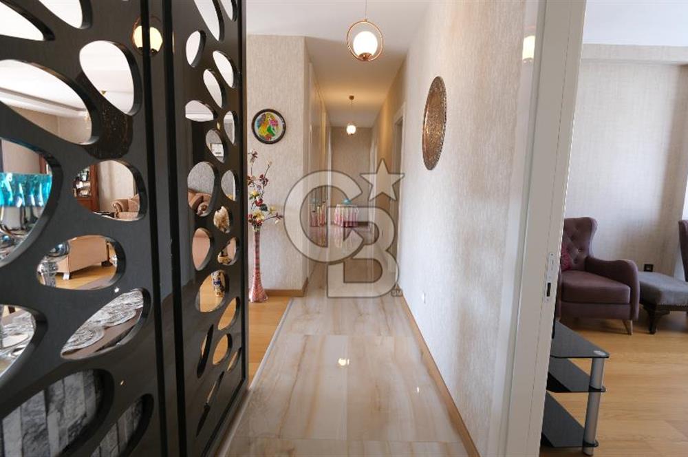 PARK CADDESİ VİVENDİ SİTESİ'NDE KATTA TEK 4,5+1 SATILIK DAİRE