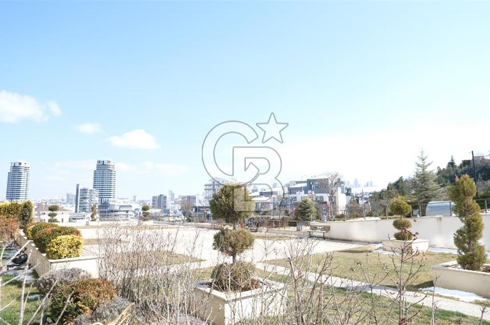 PARK CADDESİ VİVENDİ SİTESİ'NDE KATTA TEK 4,5+1 SATILIK DAİRE
