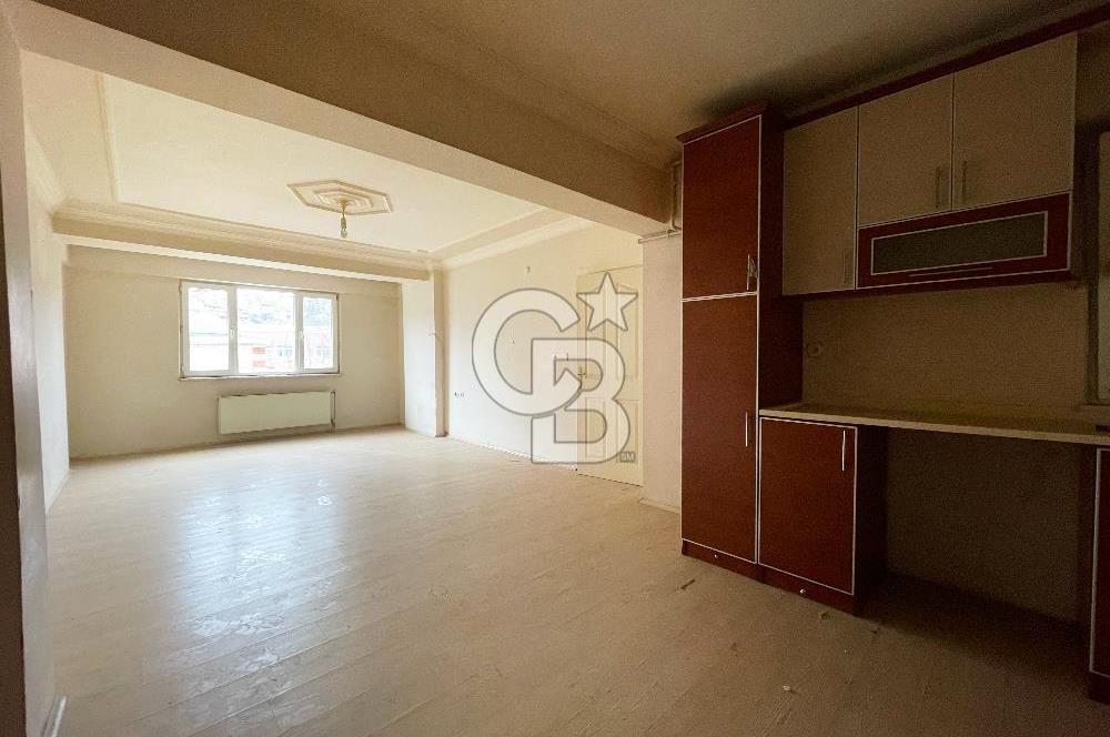 Çan İstiklal de Cadde Üzeri Arakat Satılık 2+1 Daire