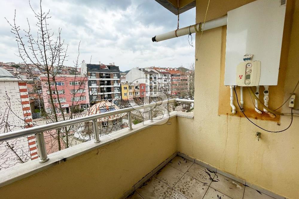 Çan İstiklal de Cadde Üzeri Arakat Satılık 2+1 Daire