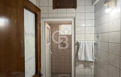 MEYDAN KAVŞAĞINDA SATILIK KATTA TEK DAİRE GENİŞ ARAKAT 3+1