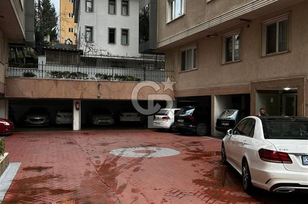 Gardenlife Sitesinde 2+1 Havuzlu, 7/24 Güvenlikli