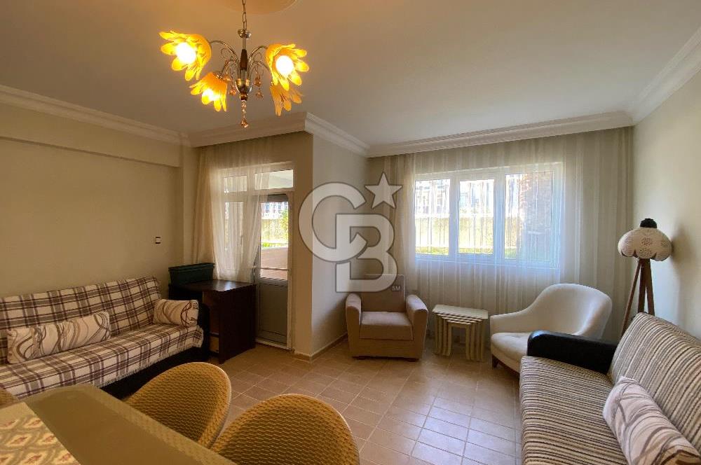 ALTINOLUK’TA HAVUZLU DENİZE 50 M. HAVUZLU SİTE İÇİNDE SATILIK 2+1 DAİRE