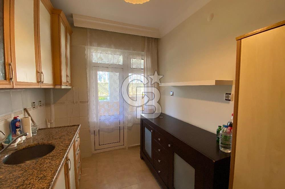 ALTINOLUK’TA HAVUZLU DENİZE 50 M. HAVUZLU SİTE İÇİNDE SATILIK 2+1 DAİRE