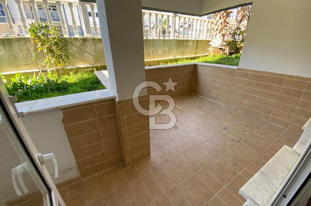 ALTINOLUK’TA HAVUZLU DENİZE 50 M. HAVUZLU SİTE İÇİNDE SATILIK 2+1 DAİRE