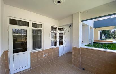 ALTINOLUK’TA HAVUZLU DENİZE 50 M. HAVUZLU SİTE İÇİNDE SATILIK 2+1 DAİRE