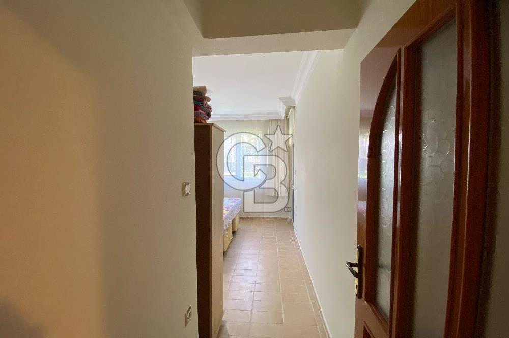 ALTINOLUK’TA HAVUZLU DENİZE 50 M. HAVUZLU SİTE İÇİNDE SATILIK 2+1 DAİRE