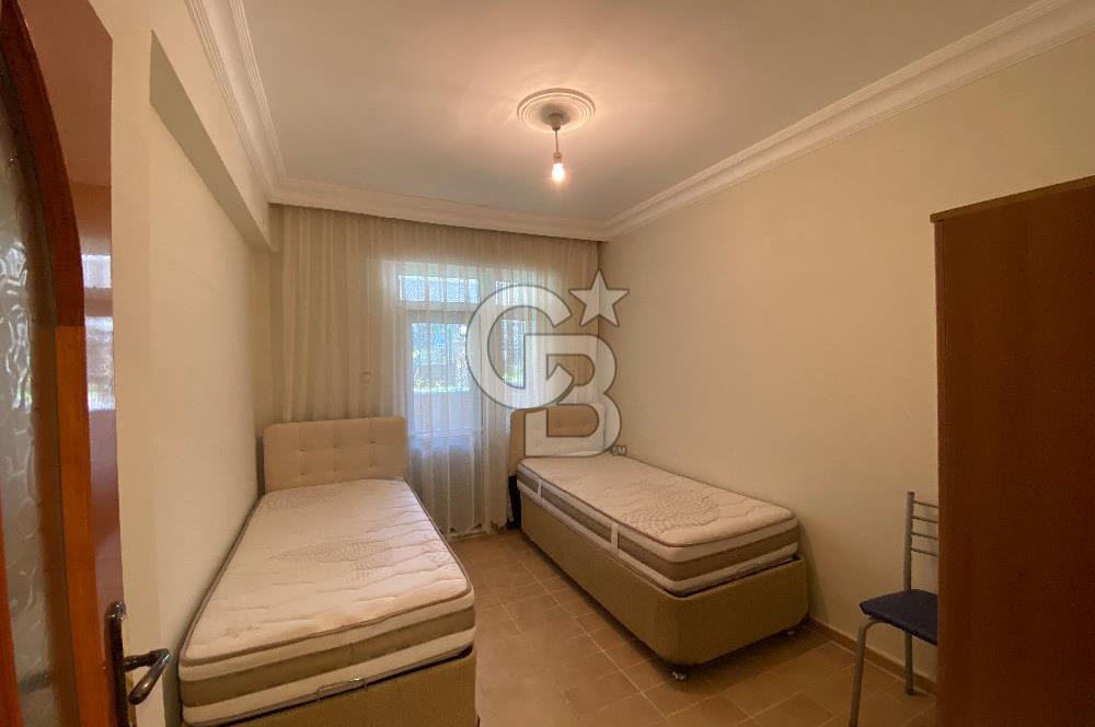 ALTINOLUK’TA HAVUZLU DENİZE 50 M. HAVUZLU SİTE İÇİNDE SATILIK 2+1 DAİRE