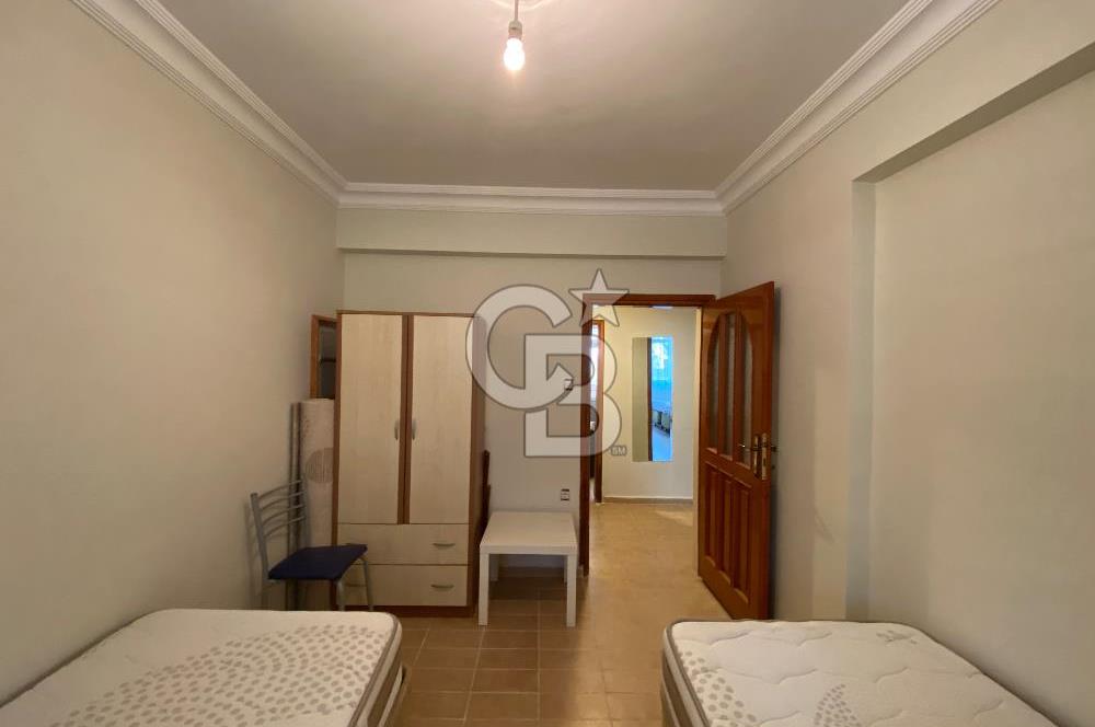 ALTINOLUK’TA HAVUZLU DENİZE 50 M. HAVUZLU SİTE İÇİNDE SATILIK 2+1 DAİRE