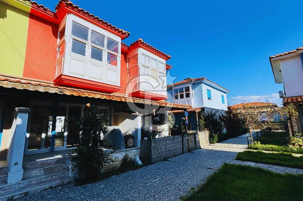 Foça Bağarası Kazım Dirik Mah. Kiralık 2+1 Dubleks