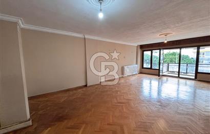 CB Yalı'dan Mithatpaşa Caddesin'de Asansörlü 4+1 Kiralık Daire