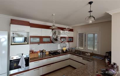 Karşıyaka Yüksek vadi evlerinde Manzaralı Kiralık 4+1