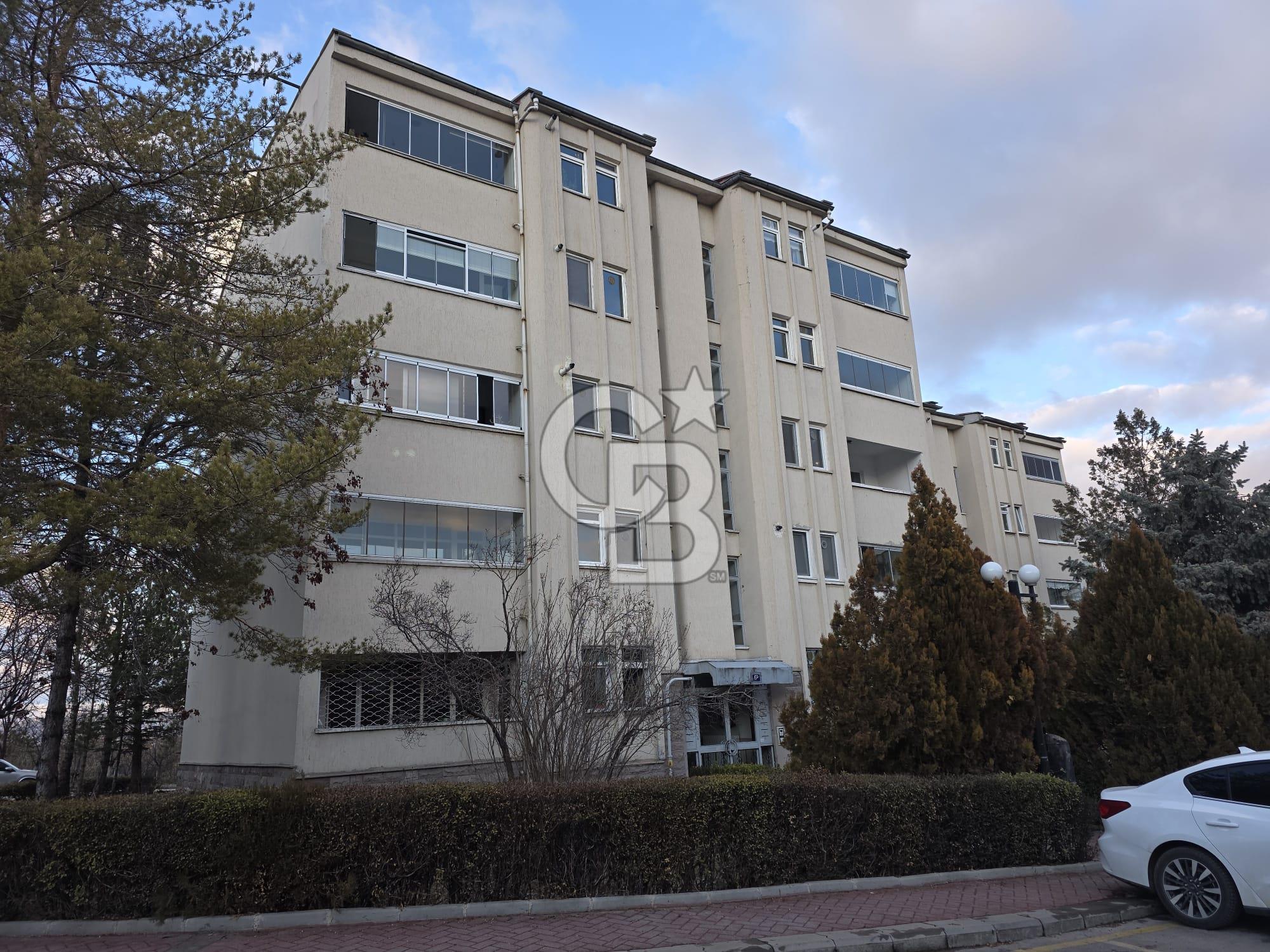 SÖĞÜTÖZÜ'NDE EMSAN SİTESİNDE KİRALIK 3+1 DAİRE